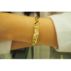 14k Gold Bangle Bracelet